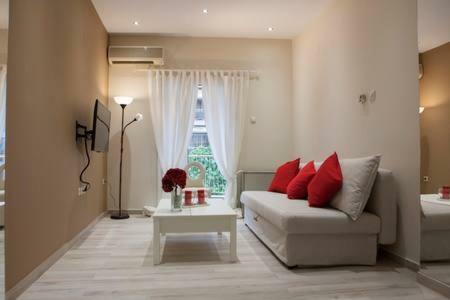 Modern Central Apartment Солун Екстериор снимка